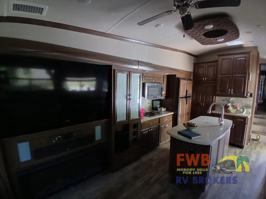 2018 Forest River Cedar Creek Champagne Edition 38EL, Photos photo 14