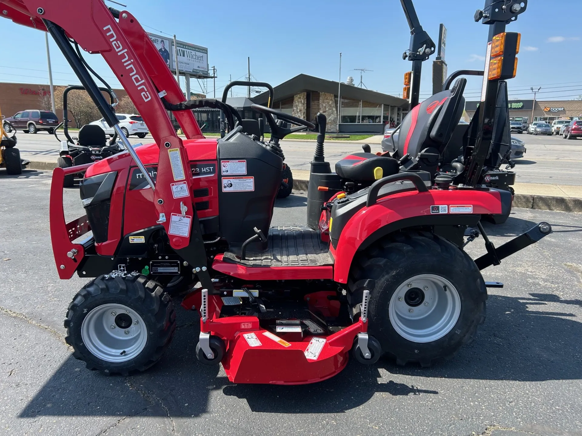 2026 Mahindra 1123 1123 HST - Photo 2