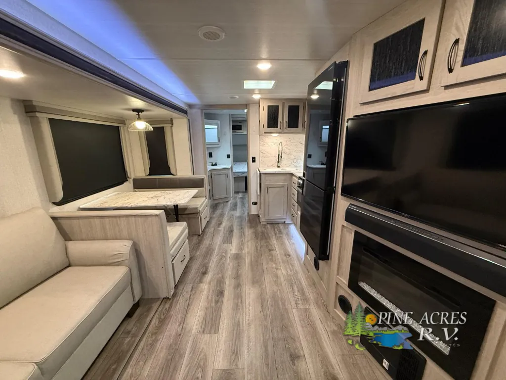 2022 East to West Alta 2850KRL, Photos photo 9