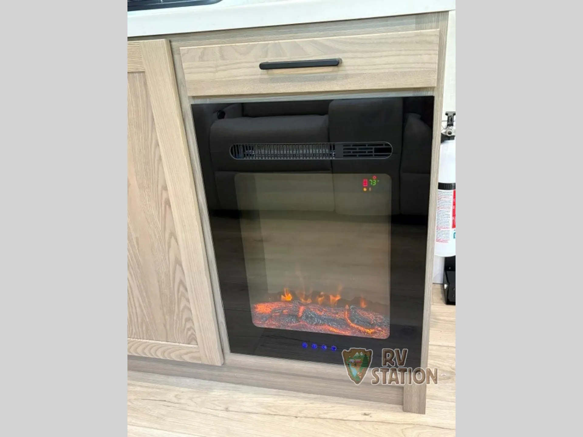 2027 Forest River Rockwood Ultra Lite 302RDT - Photo 3