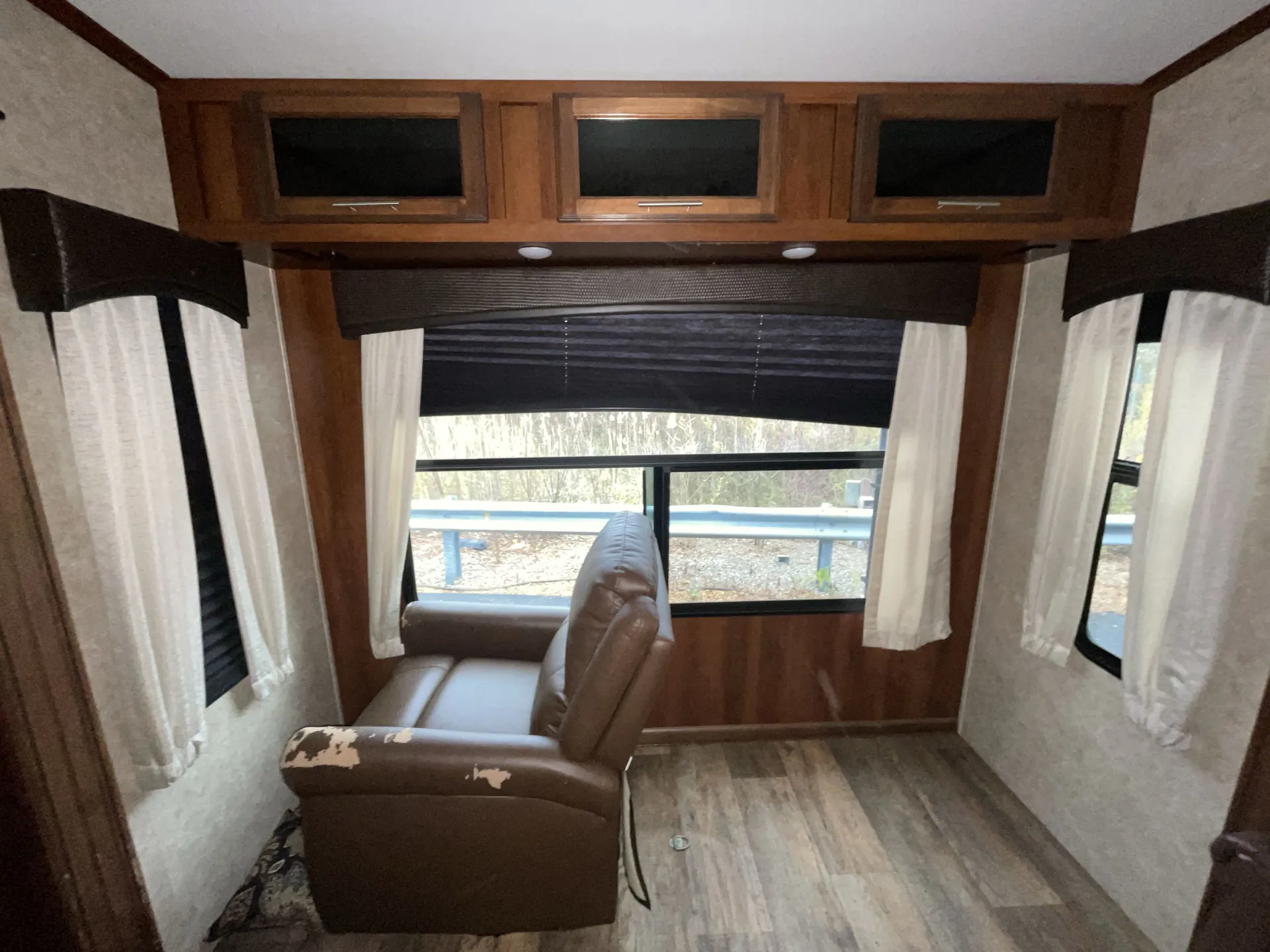 2018 Jayco Eagle Ht 275RLTS — living area main