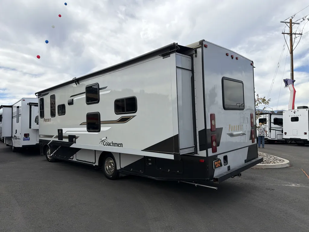 2023 Coachmen Pursuit 31BH, Photos photo 5