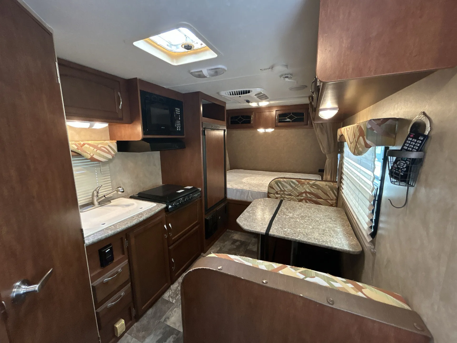 2015 Winnebago Micro Minnie 1706FB — campside