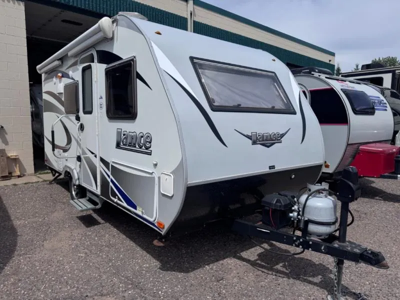 2015 Lance Lance Travel Trailers Used    1575 - Main photo