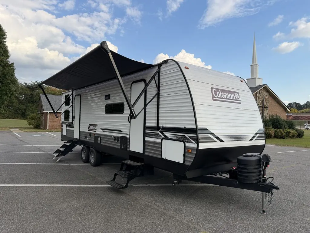 2024 Dutchmen Coleman Lantern 285BH - Photo 3