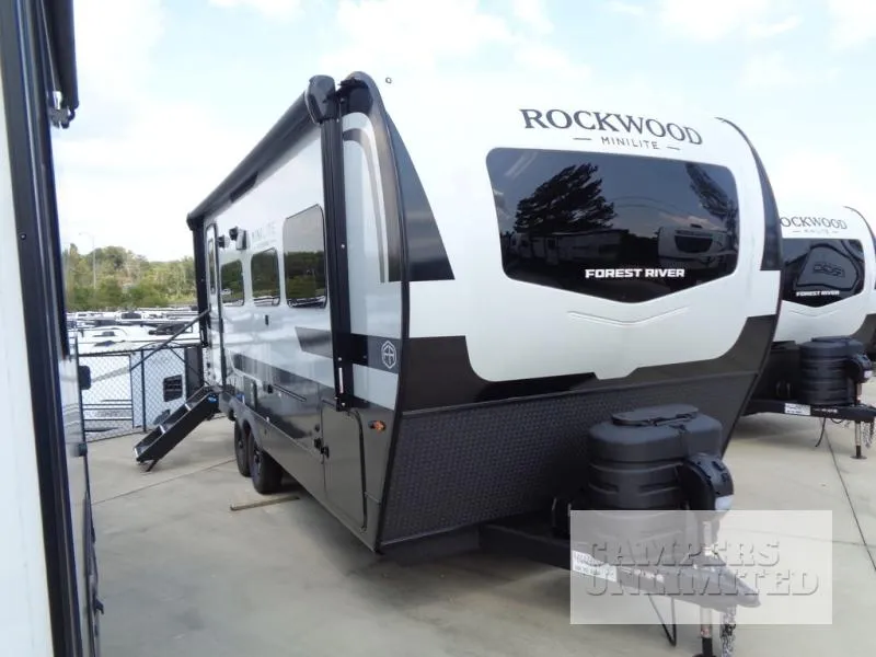 2026 Forest River Rockwood Mini Lite 2205S - Photo 2