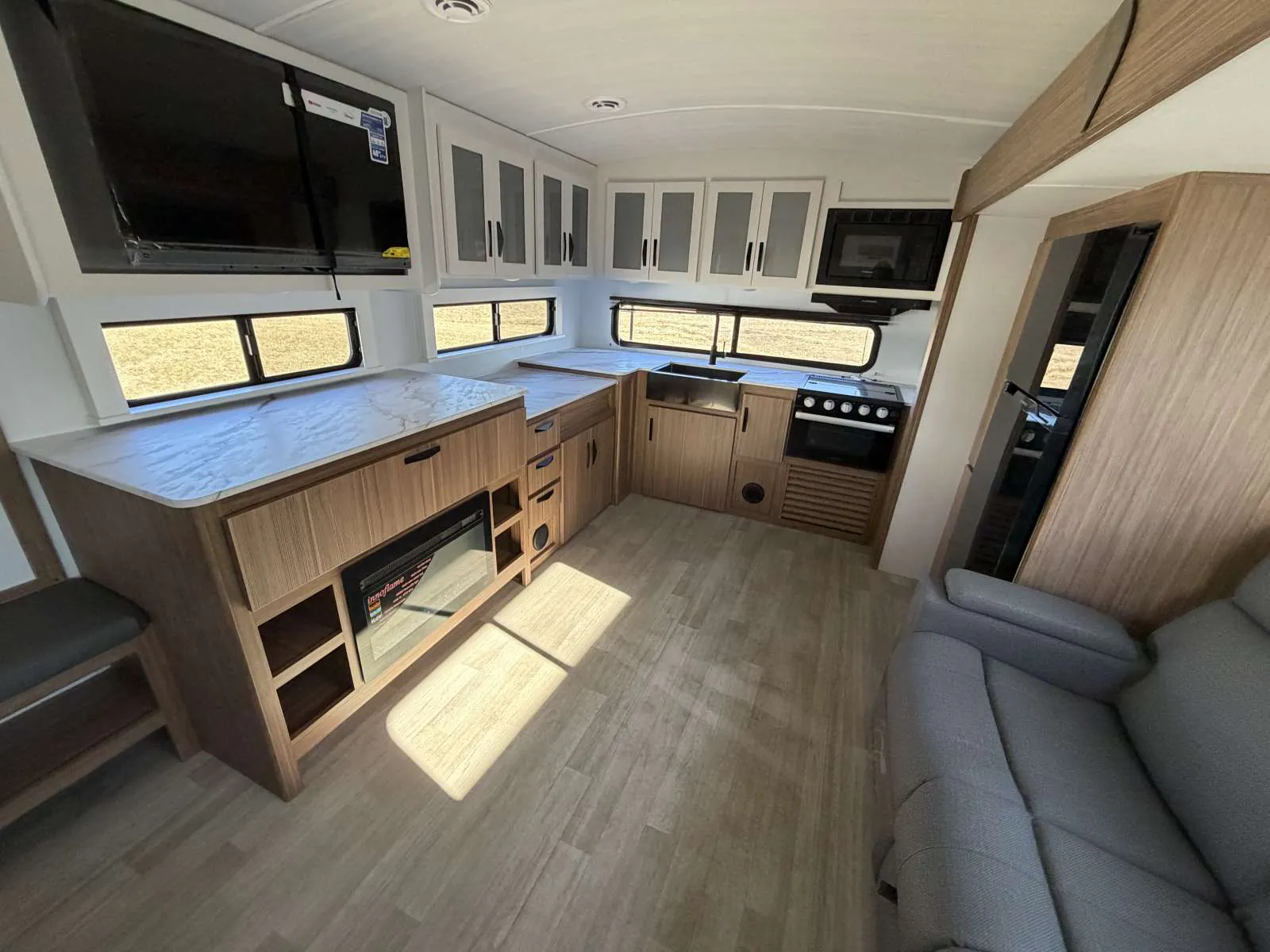 2025 Keystone Passport SL Series 2700RK - Photo 4