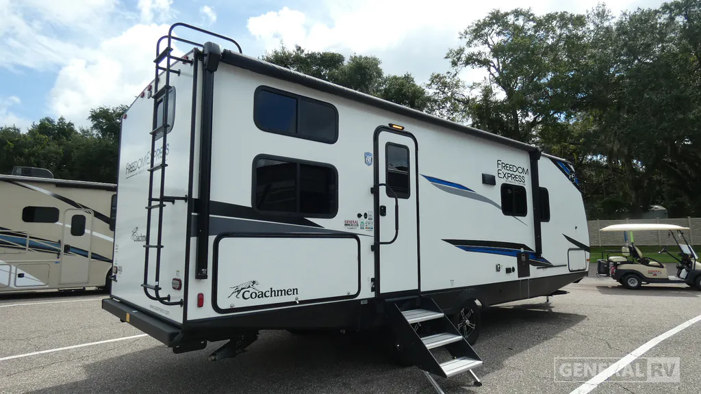2024 Coachmen Freedom Express Ultra Lite 258BHS, Photos photo 7