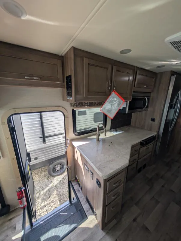 2018 Jayco Precept 33U, Photos photo 10