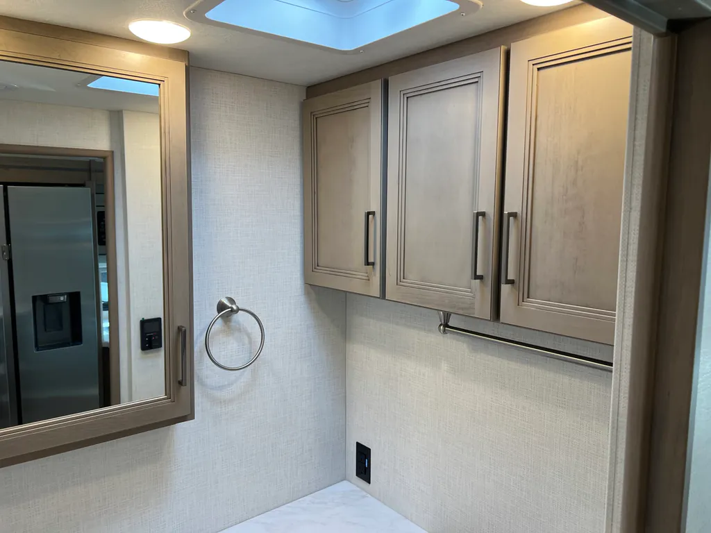2027 Thor Motor Coach Windsport 36H, Photos photo 23
