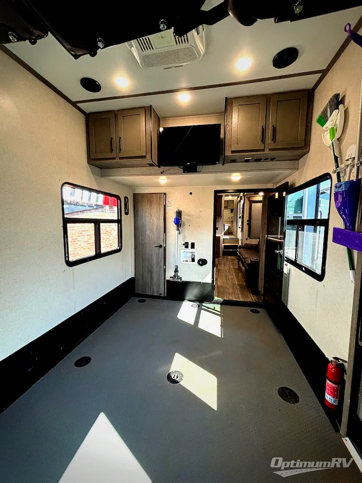 2019 Keystone Raptor 415, Photos photo 20
