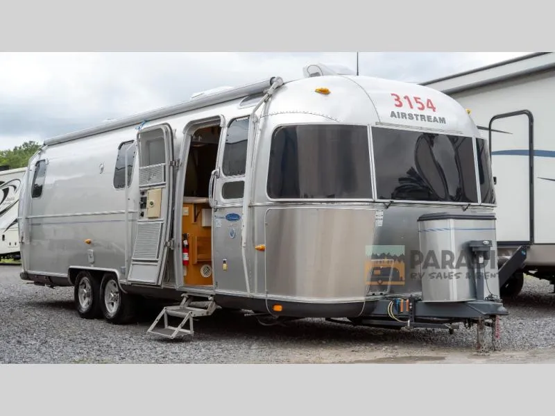 2007 Airstream Classic Limited Used    28 - Main photo