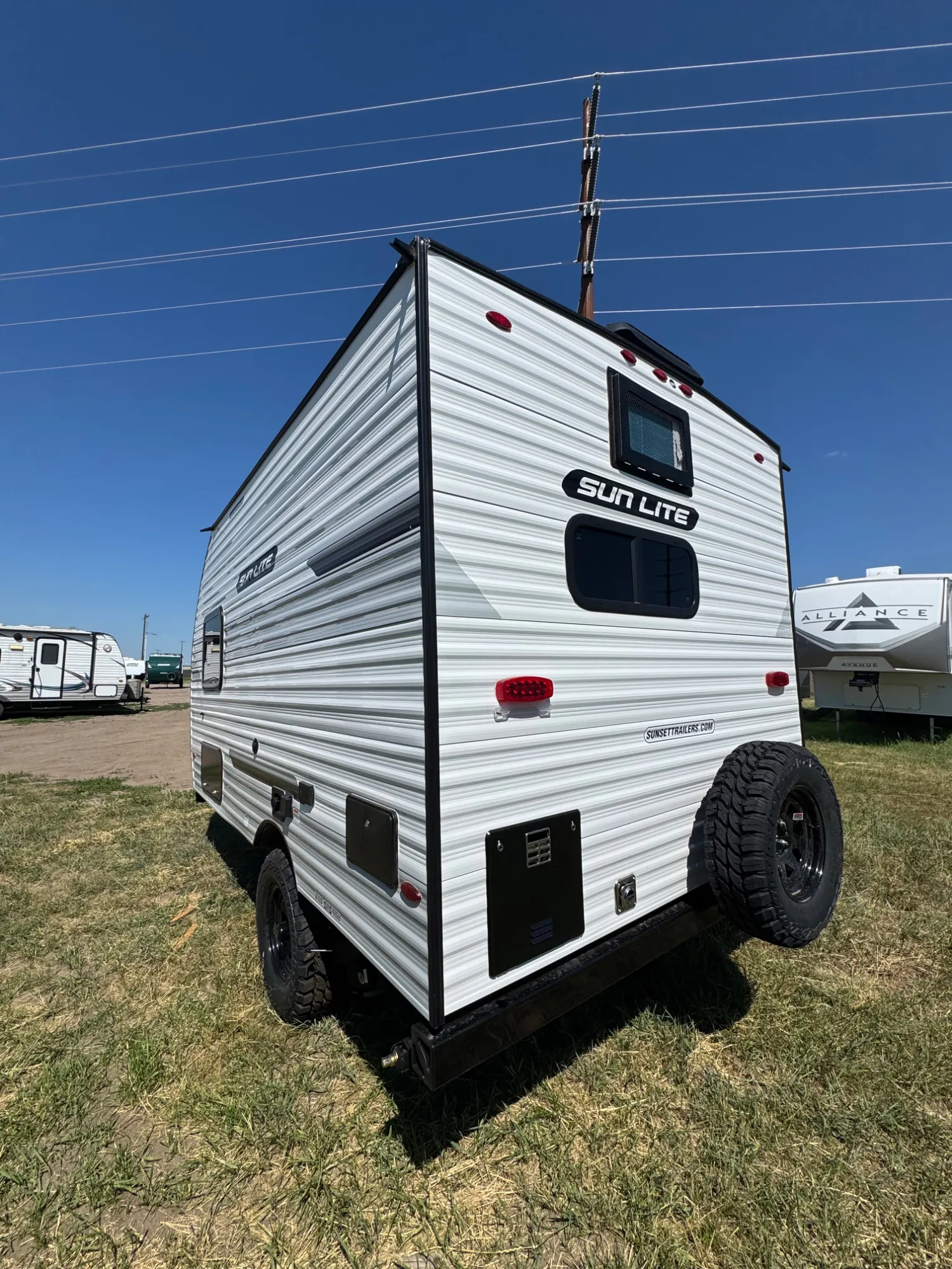 2027 Sunset Park RV Sun Lite LTD 13MJ LTD - Photo 3