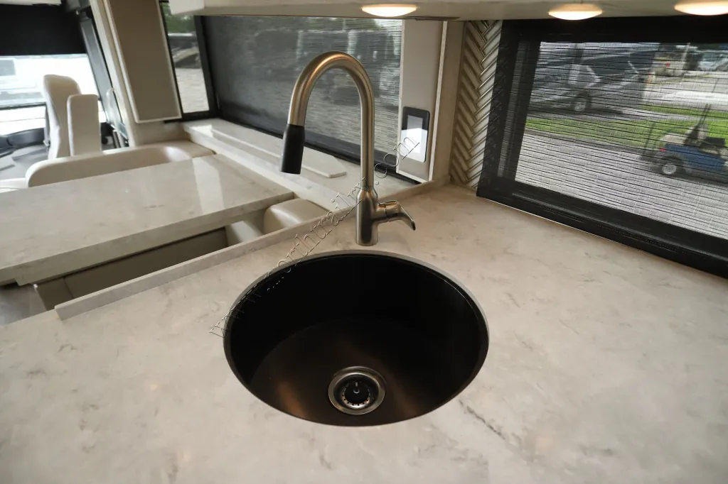 2022 Newmar New Aire 3543, Photos photo 15