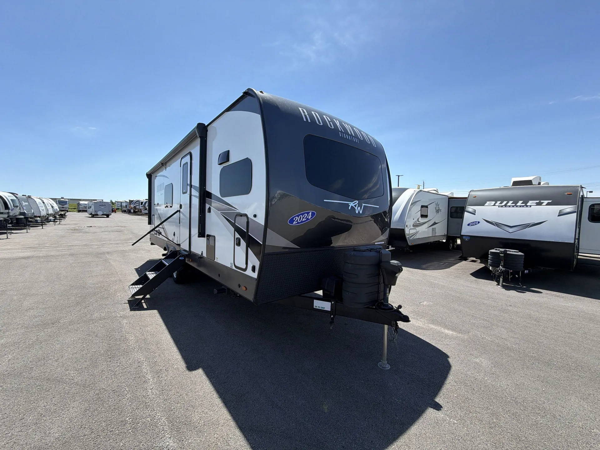 2024 Forest River Rockwood Signature 8263MBR - Photo 2
