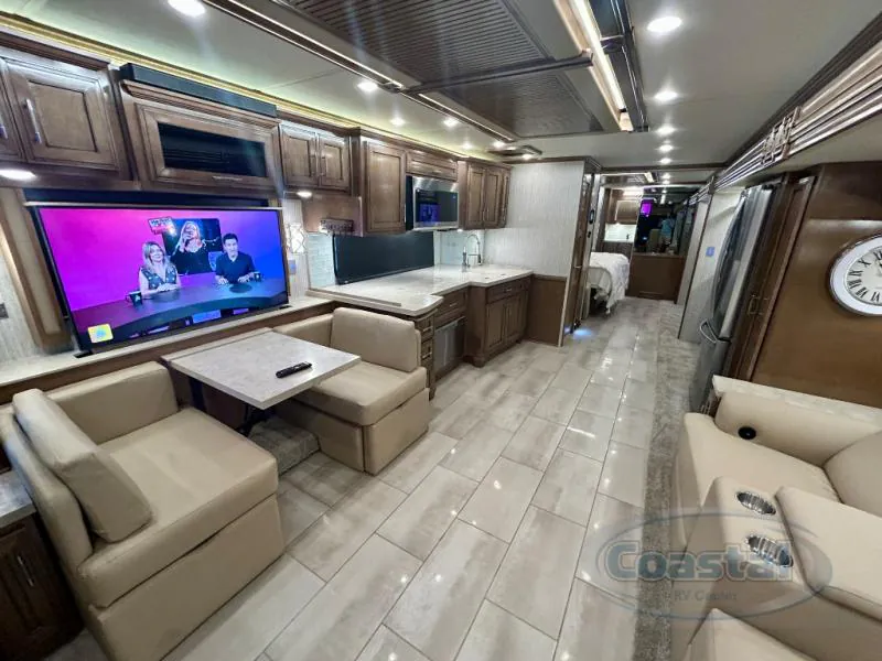 2023 Newmar Ventana 4068 - Photo 4