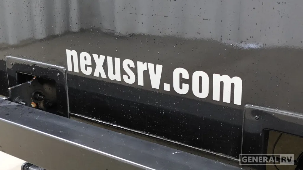 2027 NeXus RV Maximus 32MX, Photos photo 35