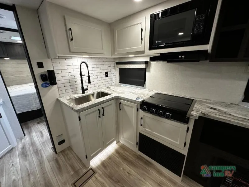 2026 Venture RV Campbound Platinum 281CBH - Photo 4