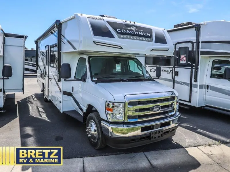2026 Coachmen Freelander 26DS - Photo 2