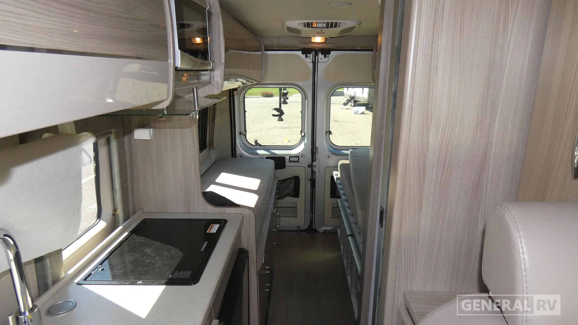 2022 Thor Motor Coach Sequence 20A - Photo 3