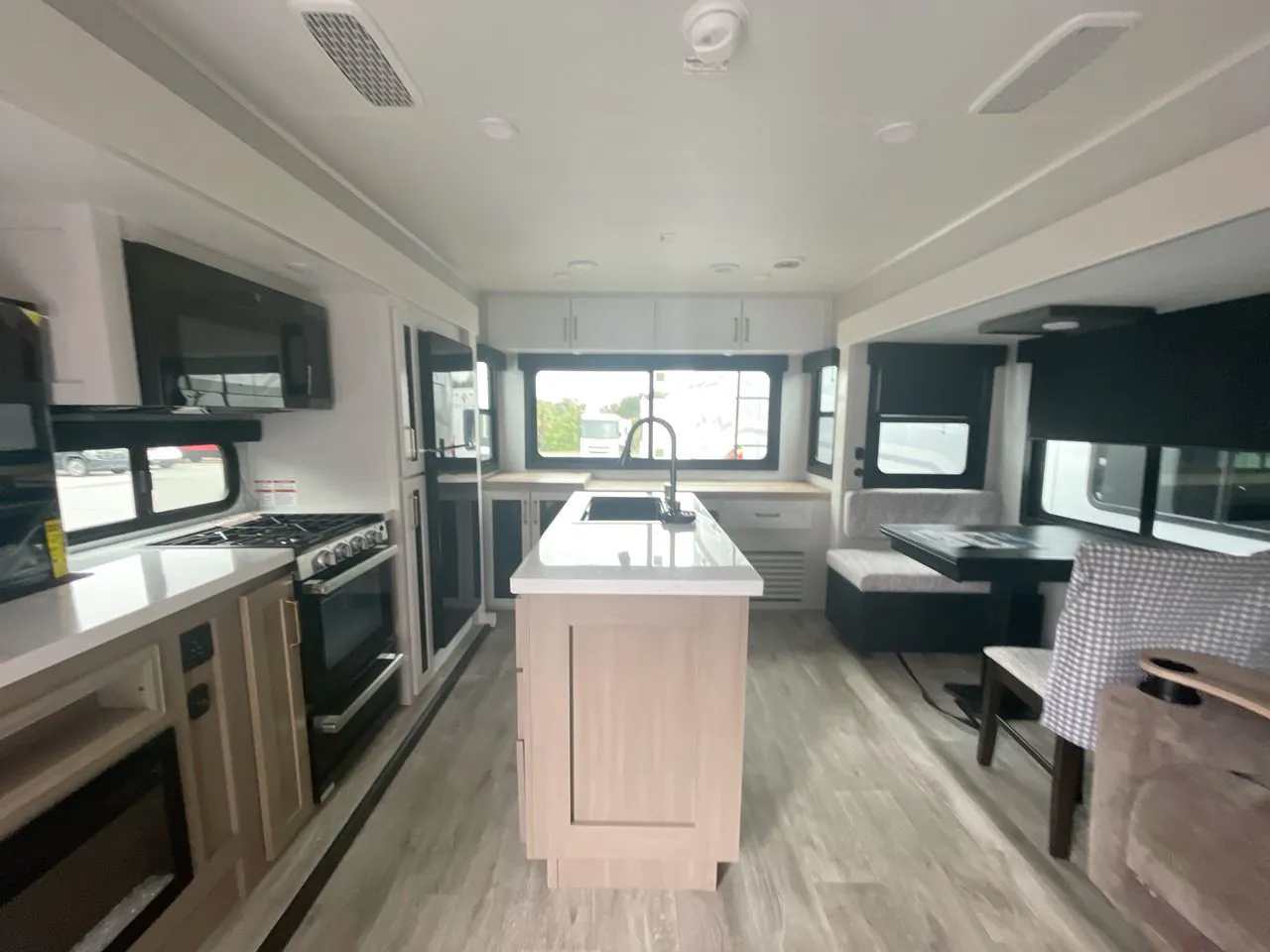 2026 Jayco Eagle HT 320MKTS - Photo 3