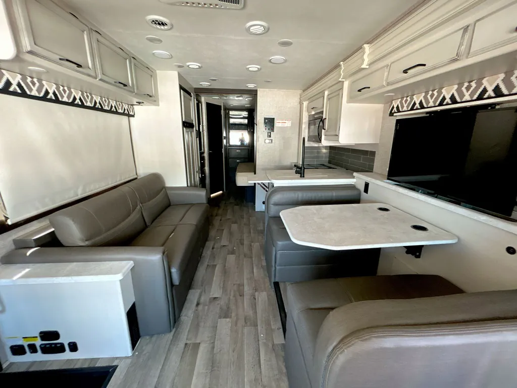 2022 Entegra Coach Vision 27A, Photos photo 6