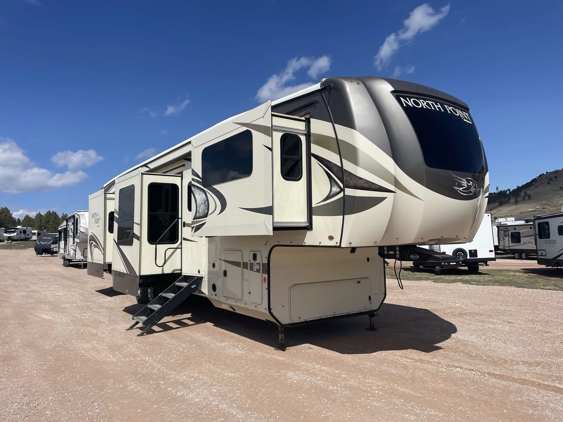 2020 Jayco North Point 381FLWS - Photo 2
