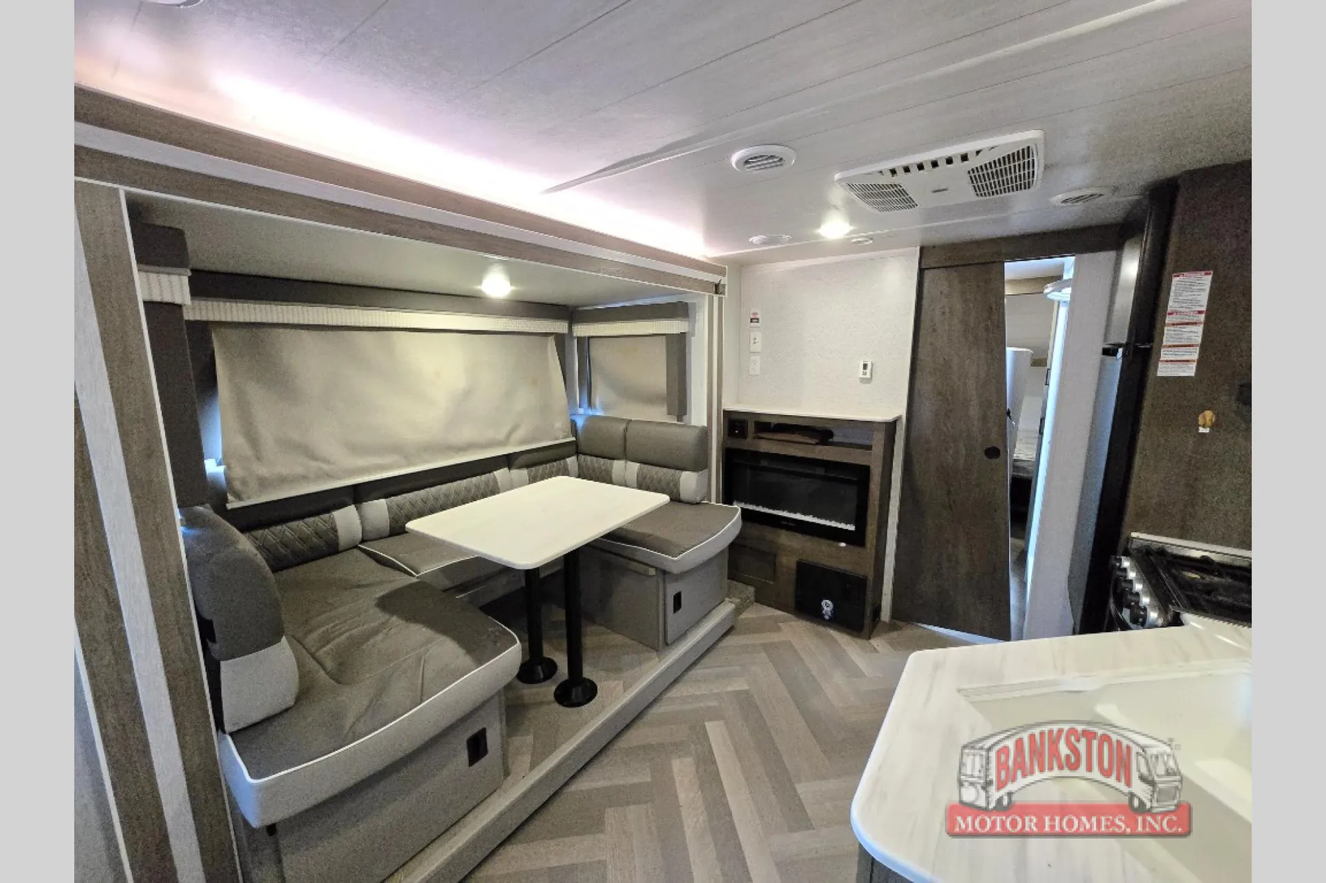 2022 Forest River Salem Cruise Lite 24RLXL — Photo 7