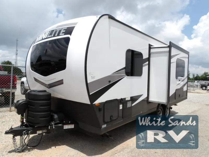 2024 Forest River Rockwood Mini Lite 2109S - Photo 4