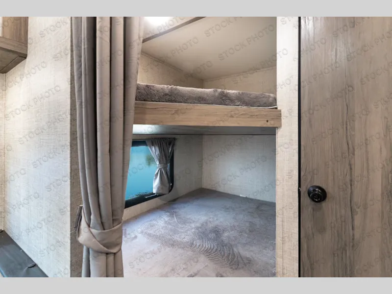 2022 Gulf Stream RV Kingsport 248 BH - Photo 3