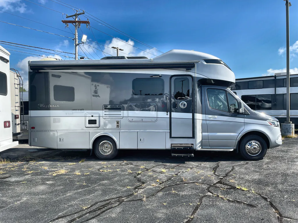 2020 Tiffin Wayfarer 25 RW, Photos photo 5