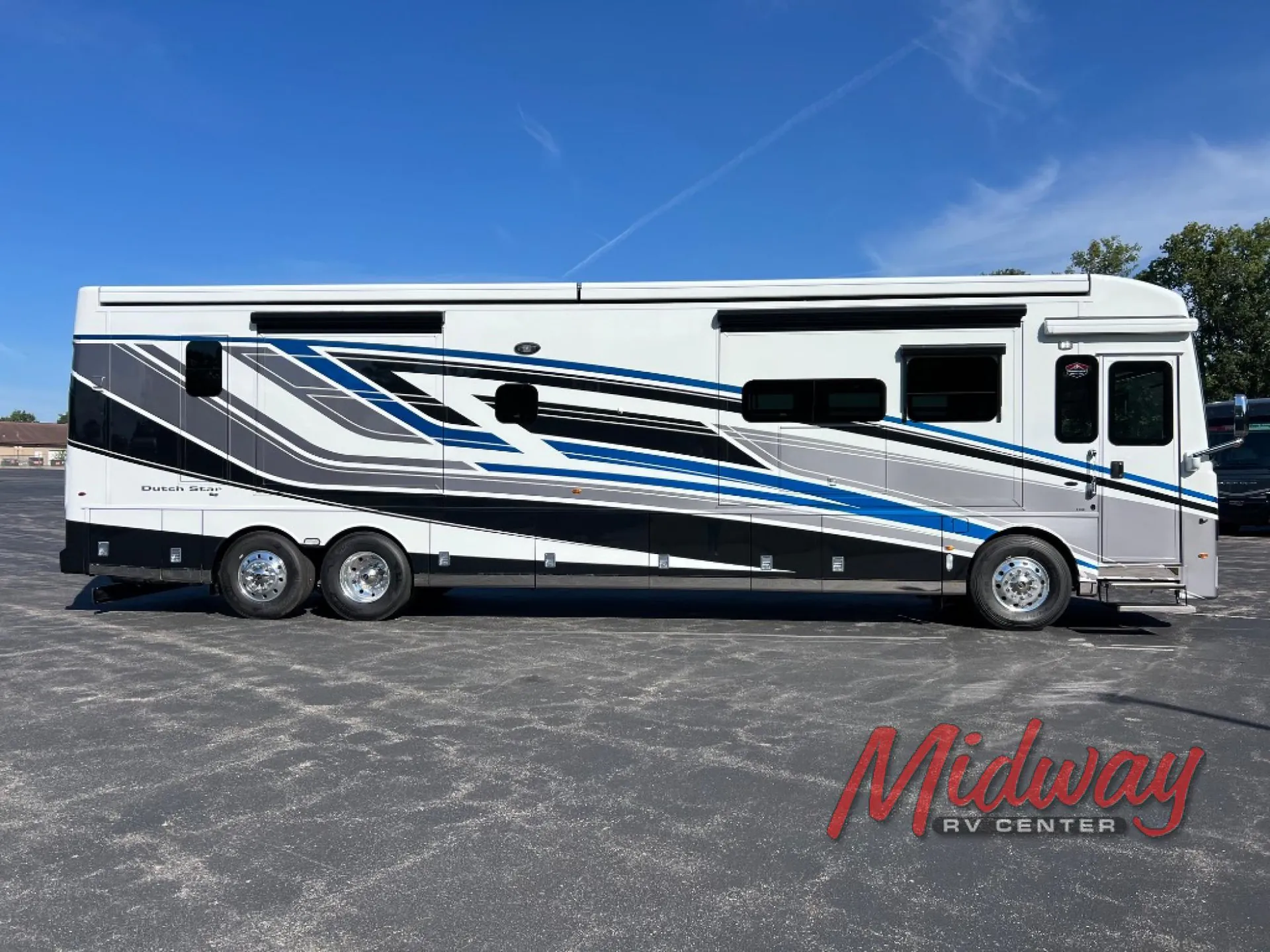 2026 Newmar Dutch Star 4340 - Photo 2