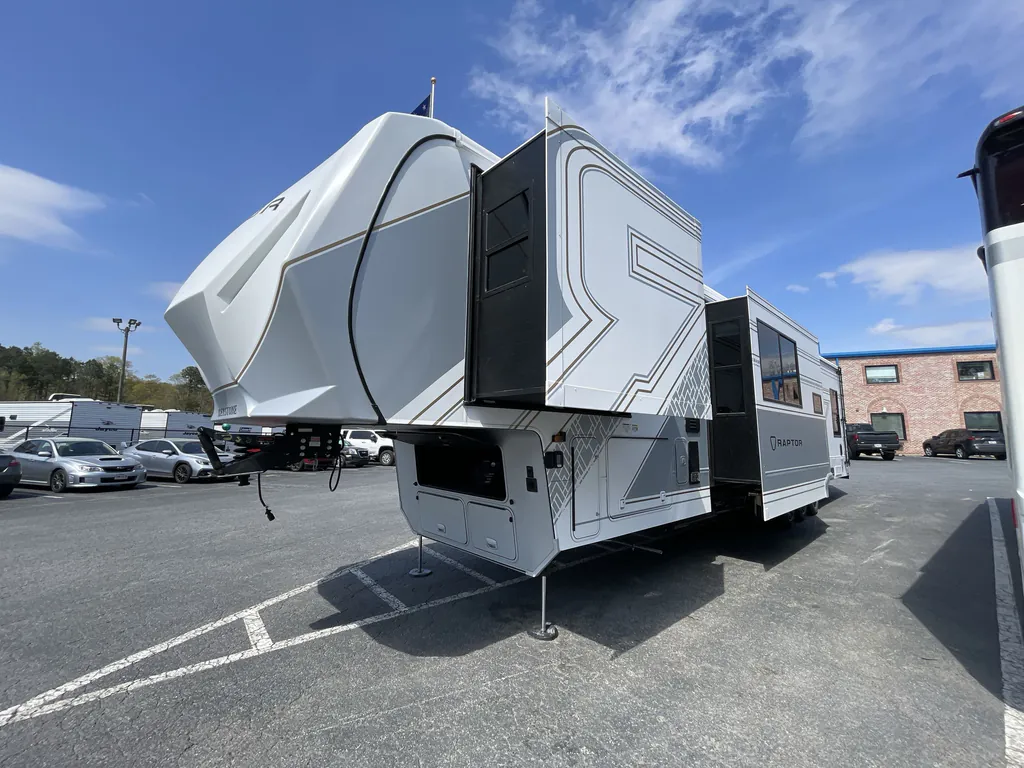 2026 Keystone Raptor 433, Photos photo 5