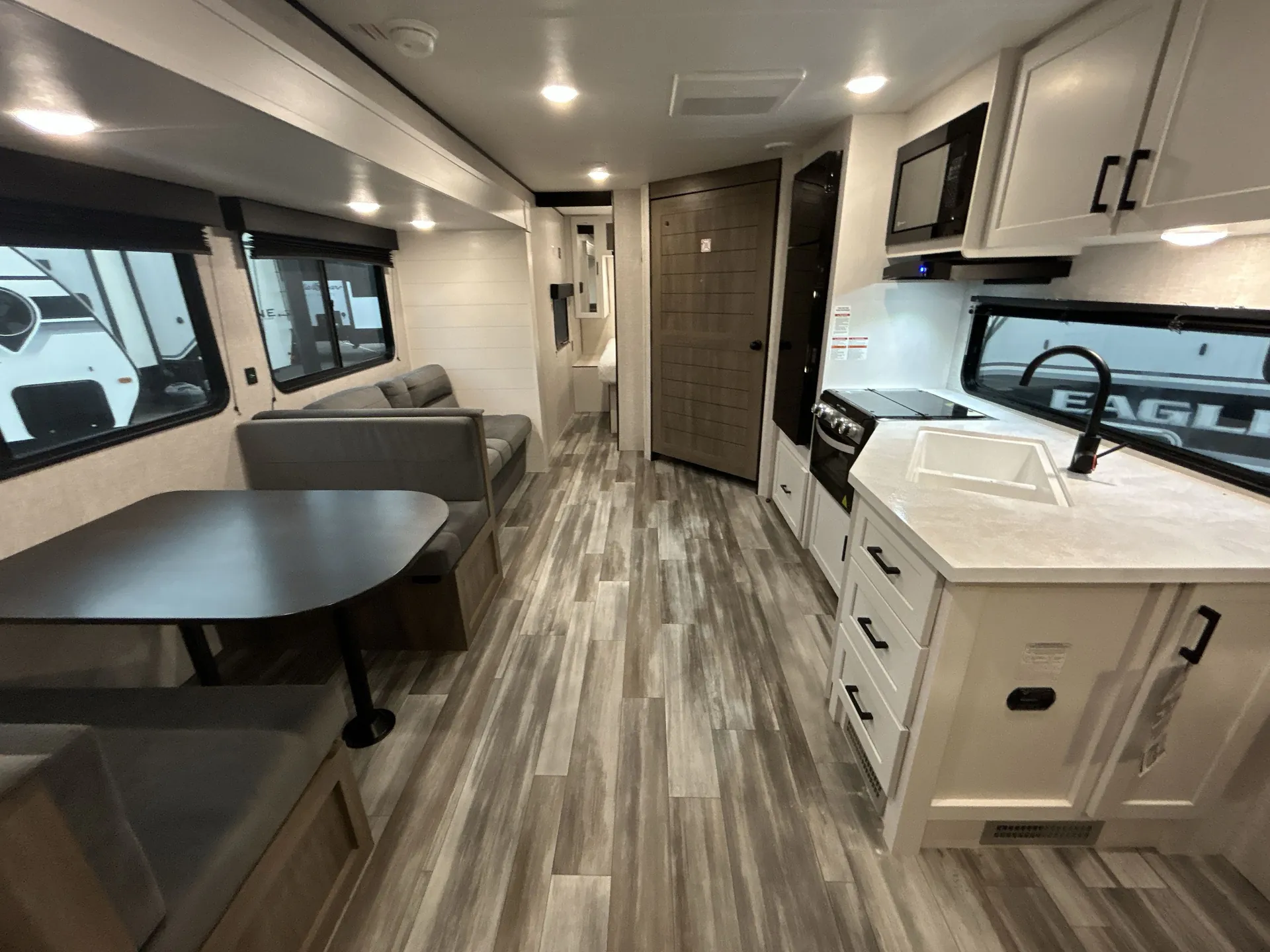 2025 Jayco Jay Flight SLX 263BHS — living area main