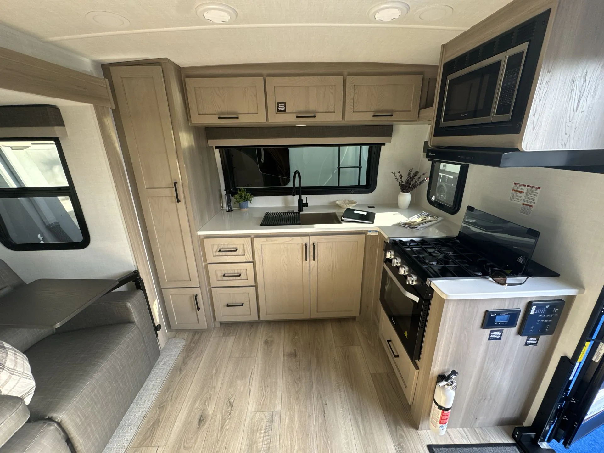 2026 Forest River Rockwood Mini Lite 2506FK