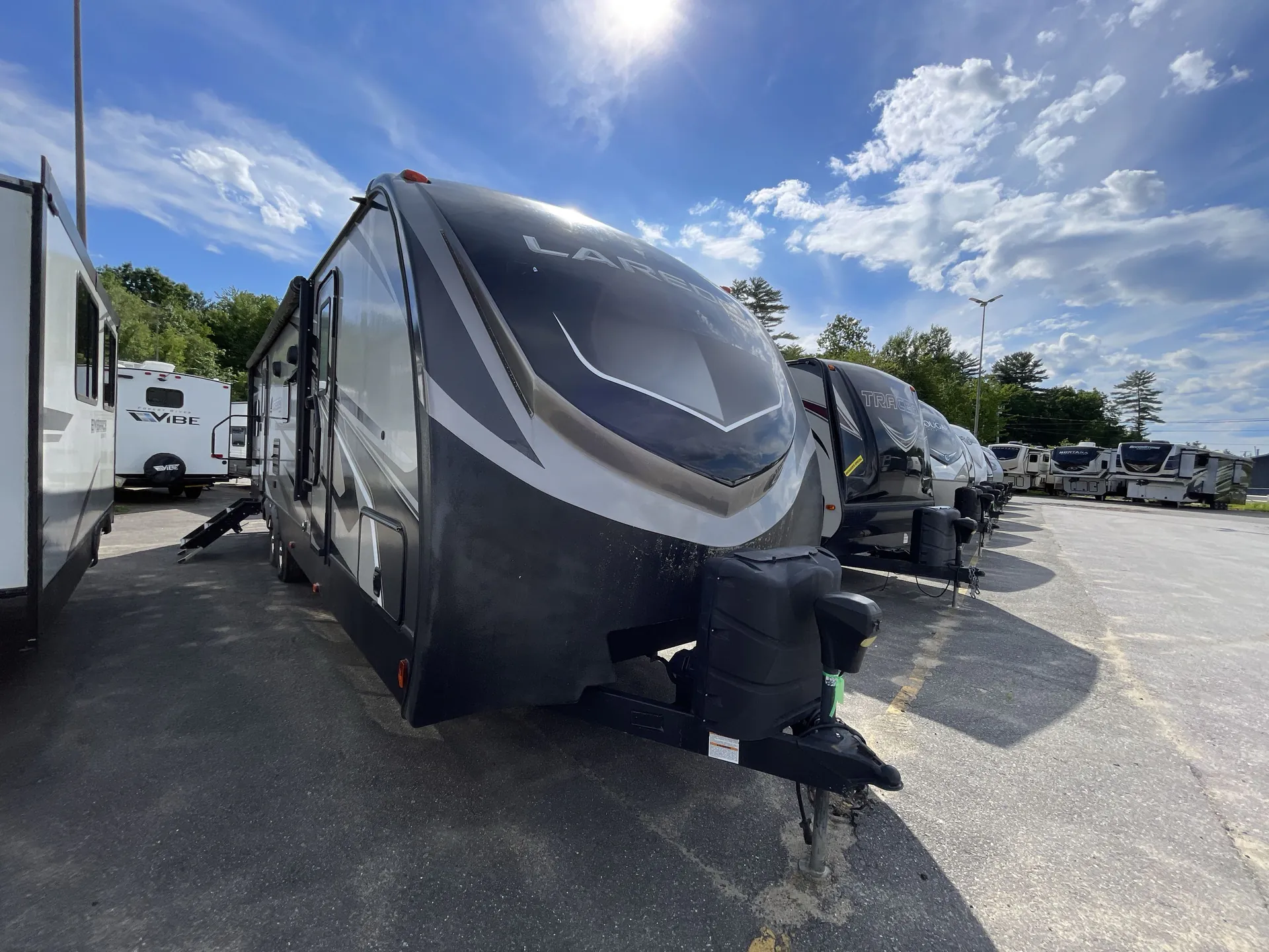 2019 Keystone Laredo 292BH - Photo 2