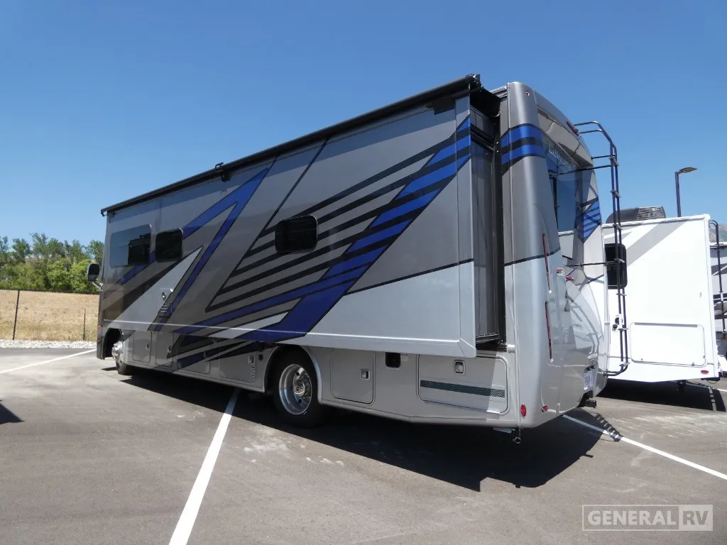 2026 Thor Motor Coach Luminate MM30 - Photo 4