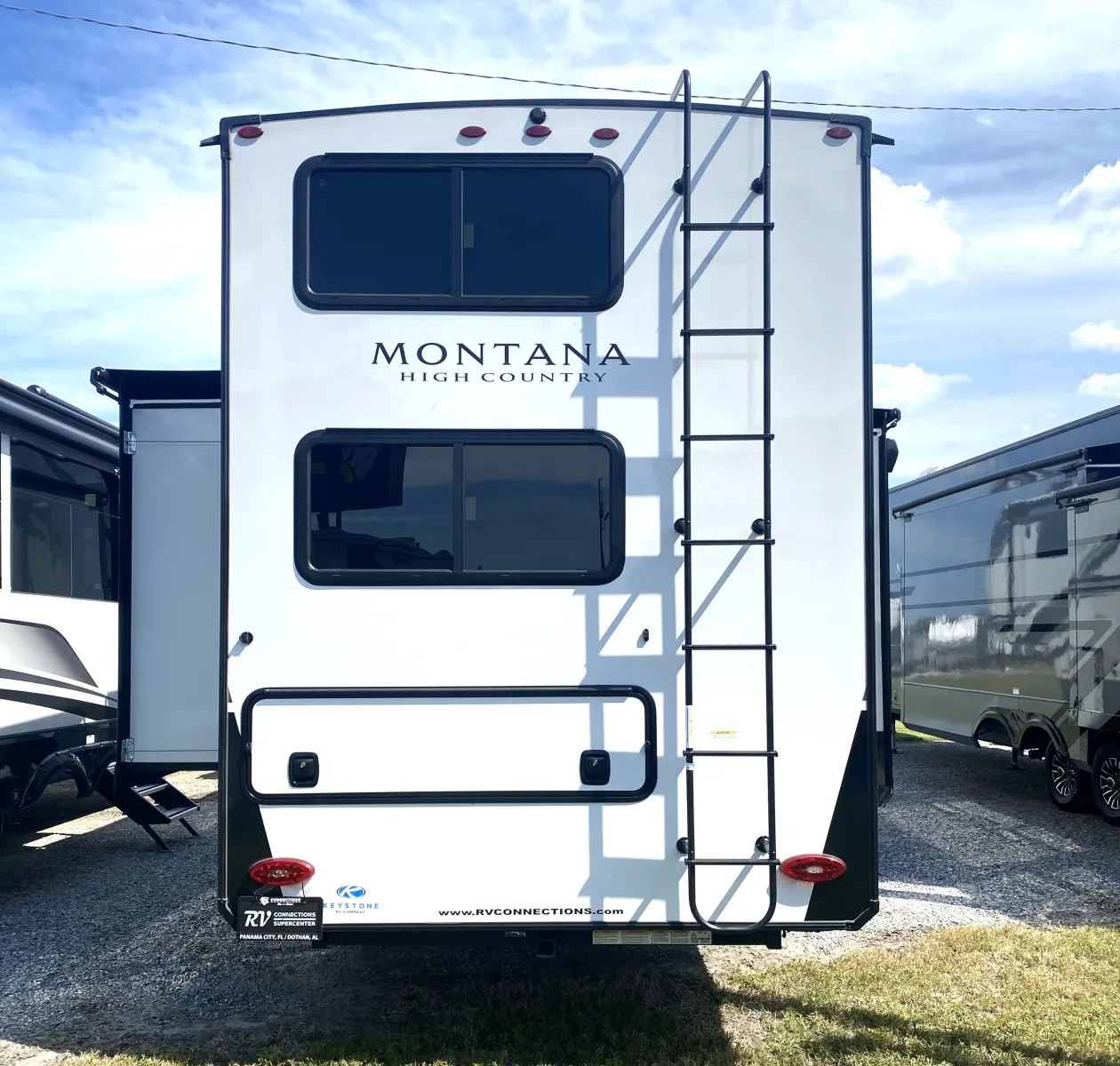 2025 Keystone Montana High Country 389BH - Photo 4