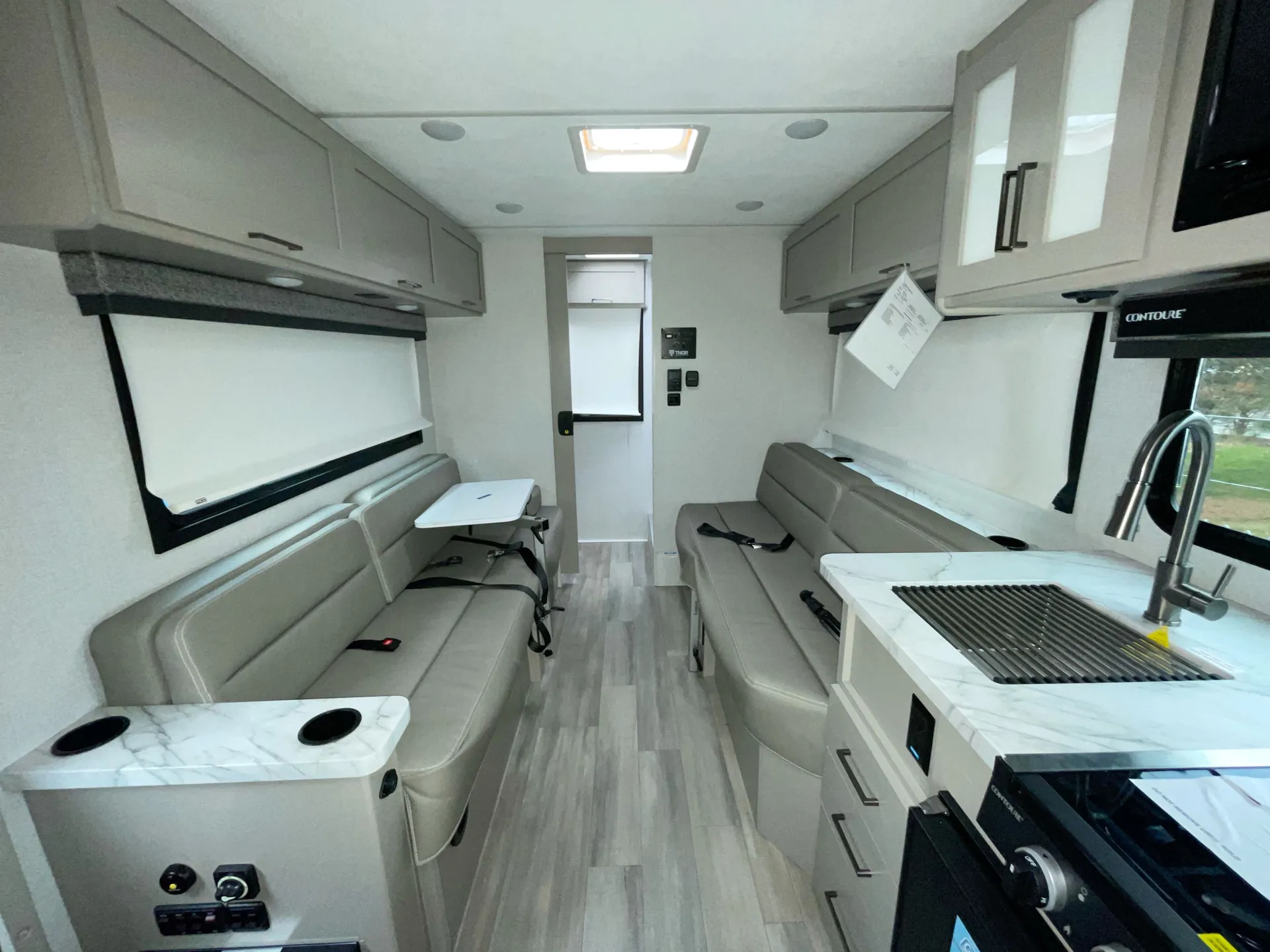 2026 Thor Motor Coach Coleman 19CX - Photo 3