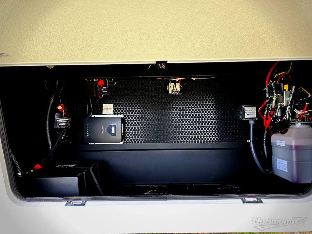 2025 Brinkley Model Z 3300, Photos photo 20