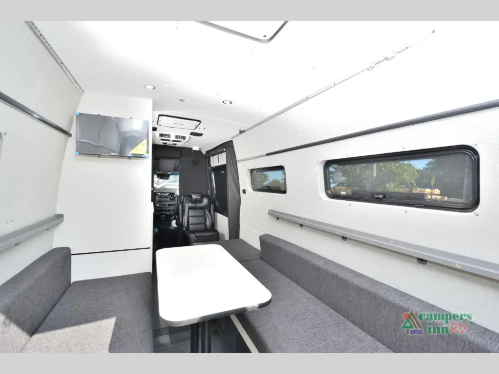 2023 Outside Van Approach 170, Photos photo 17