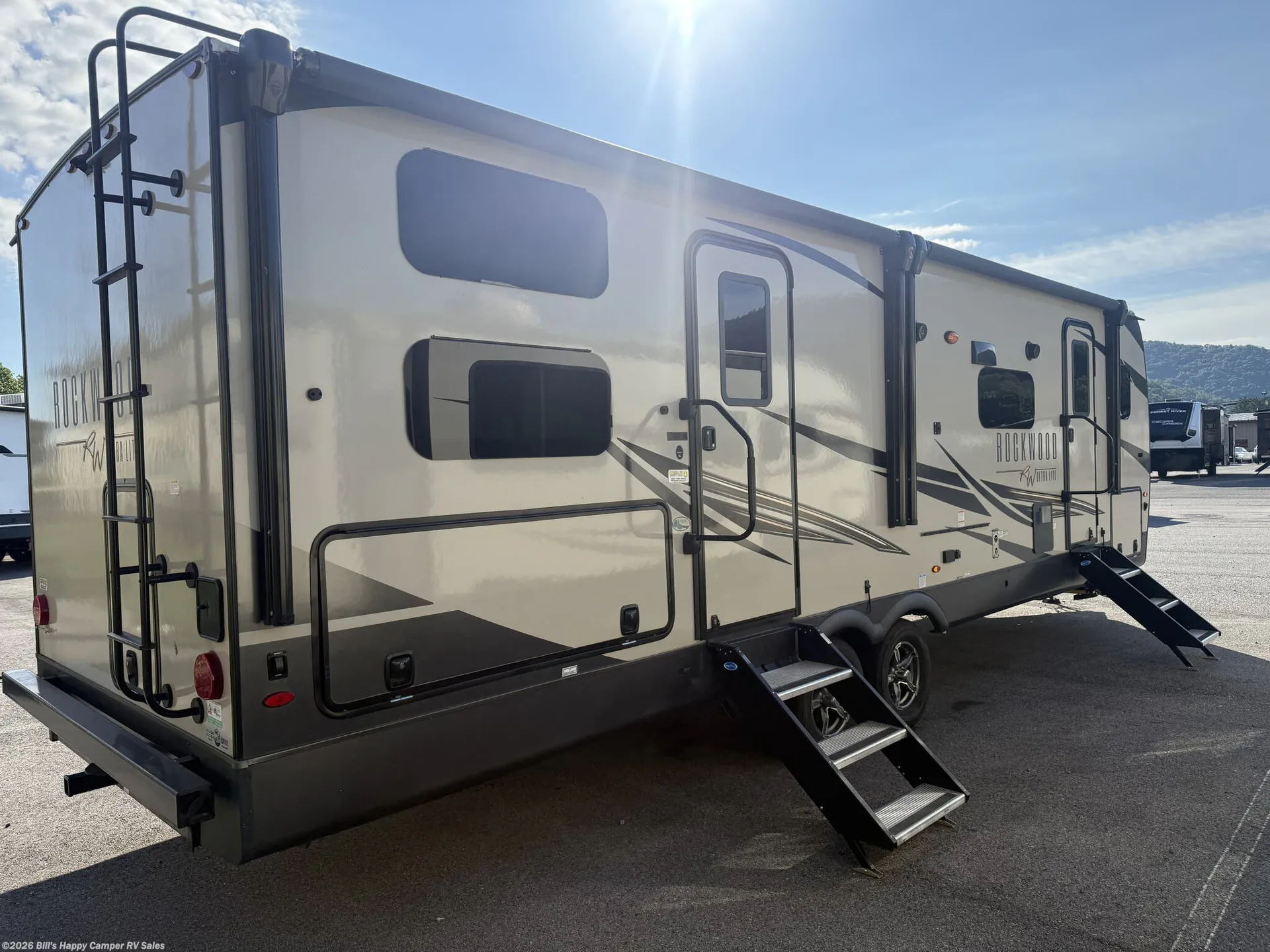 2022 Forest River Rockwood Ultra Lite 2706WS — Photo 7
