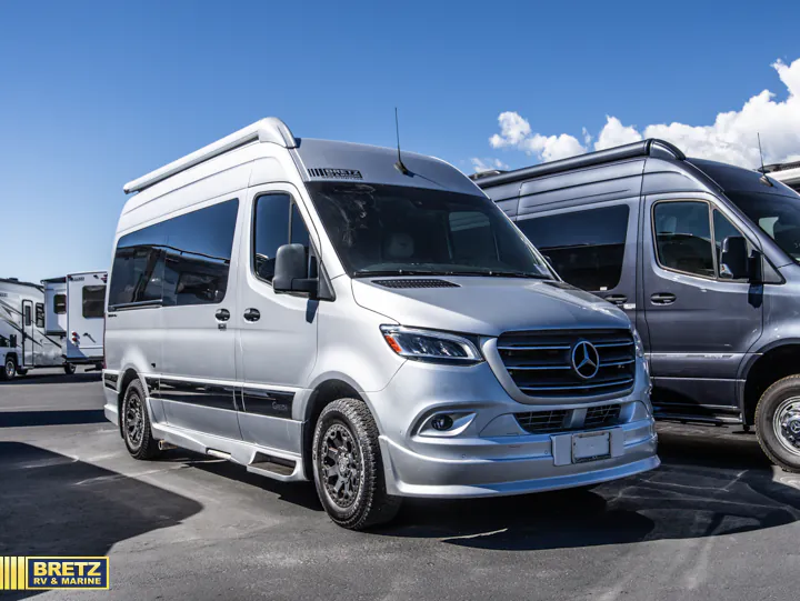 2022 Grech RV Turismo-ion AWD TOUR - Photo 2