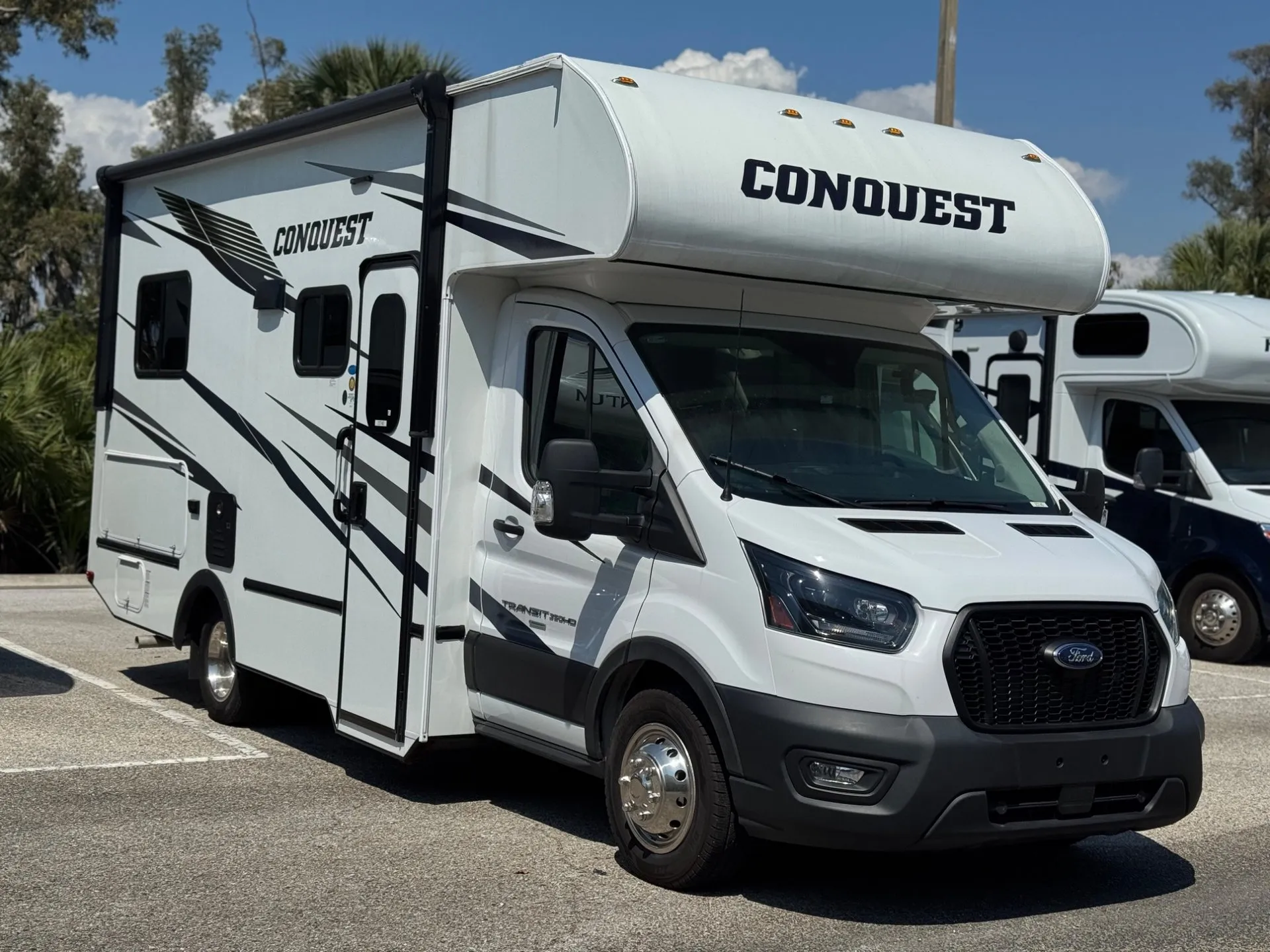 2025 Gulf Stream RV Conquest 4237T - Main photo