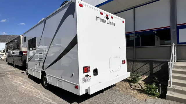 2020 Winnebago Minnie Winnie 22R - Photo 4