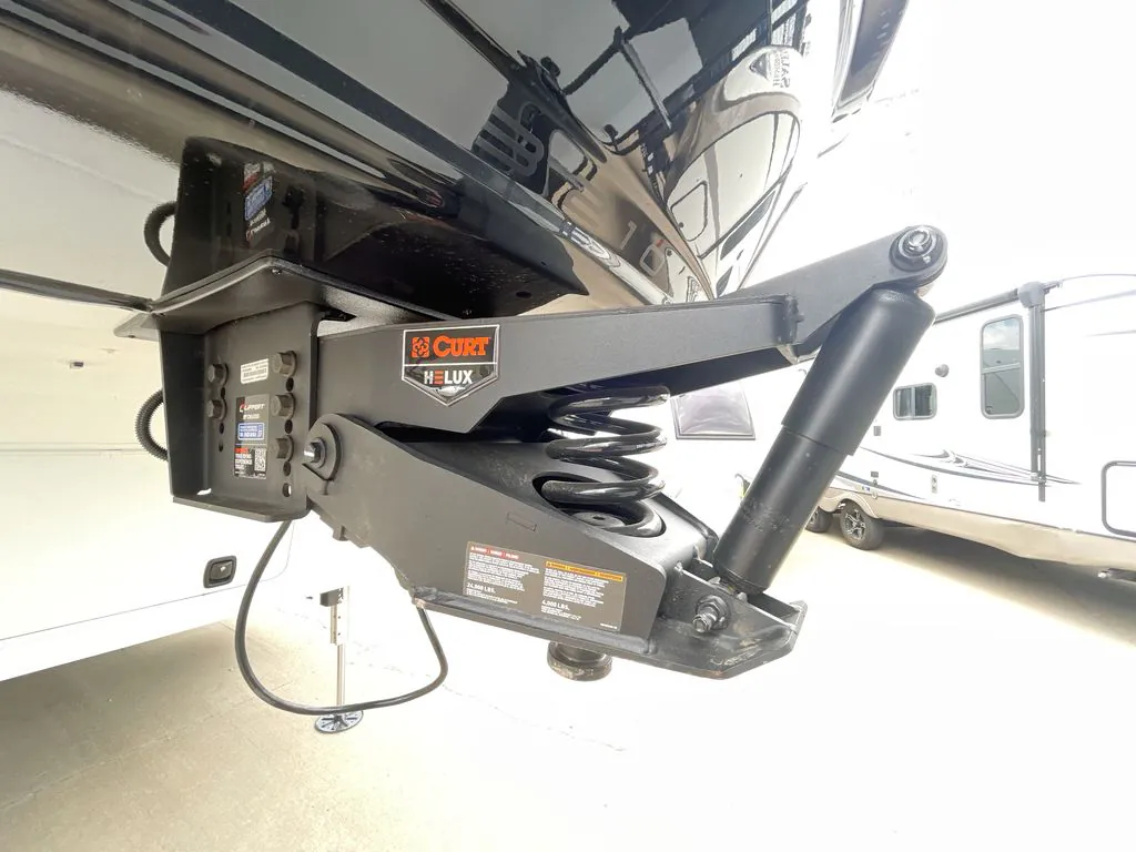 2026 Brinkley Model Z 3210 - Photo 4