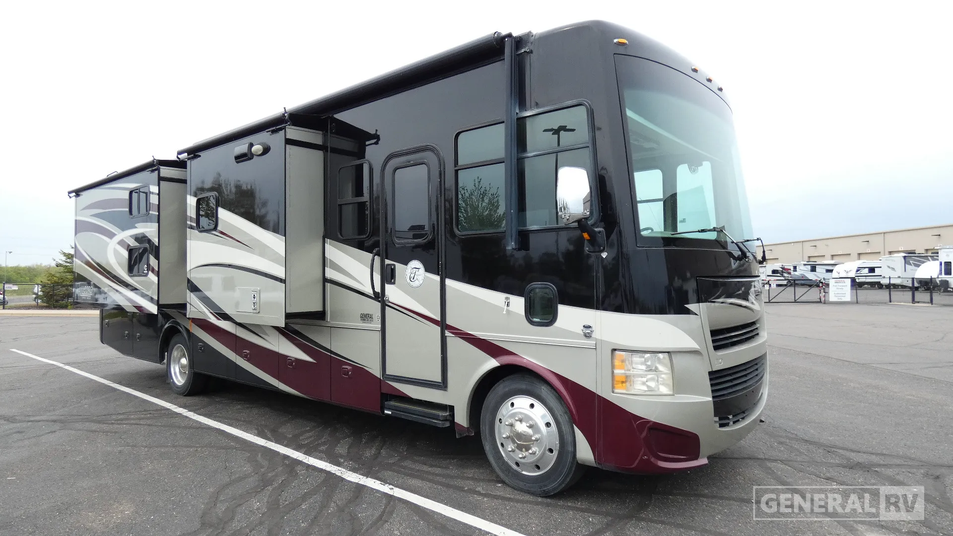 2013 Tiffin Open Road Allegro 35QBA - Photo 2