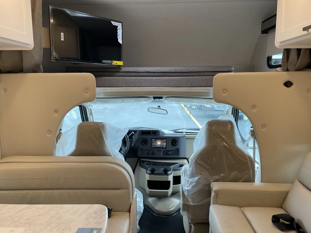 2026 Thor Motor Coach Freedom Elite 28HZ, Photos photo 31