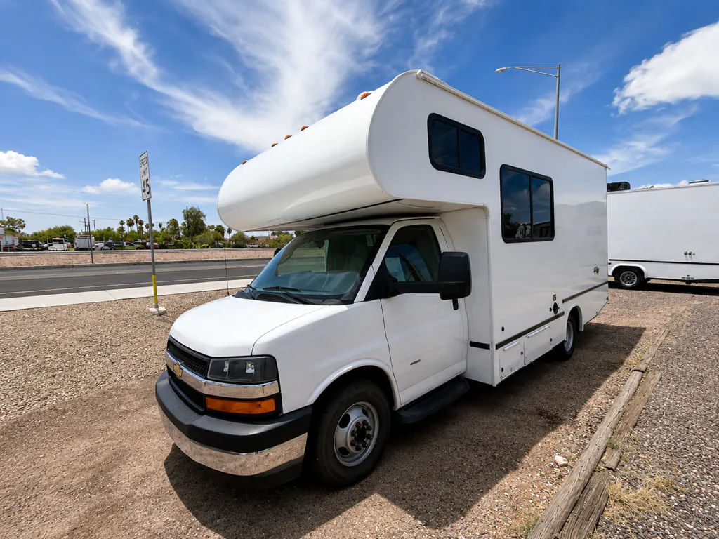 2024 Gulf Stream Conquest 6237LE - Photo 2