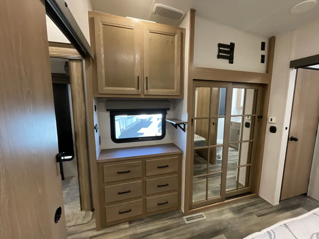 2023 Prime Time Sanibel 3802FLWB, Photos photo 15